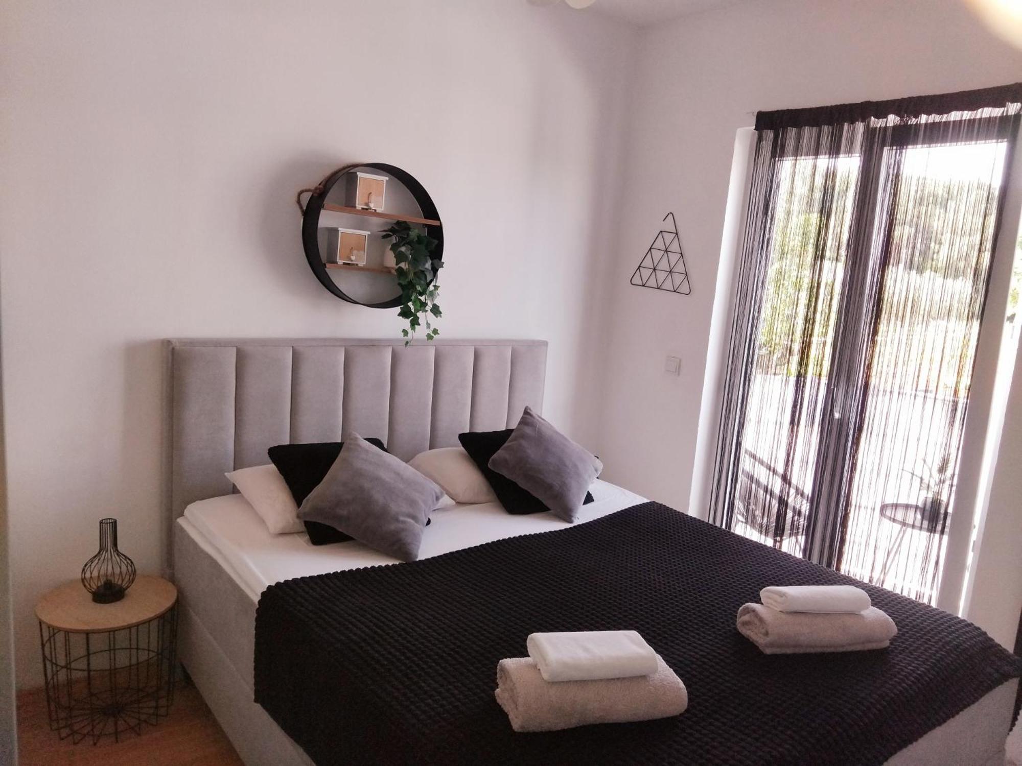 Ferienwohnung Studio Apartman Marly Pula Exterior foto